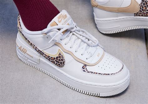 Nike Air Force 1 online 